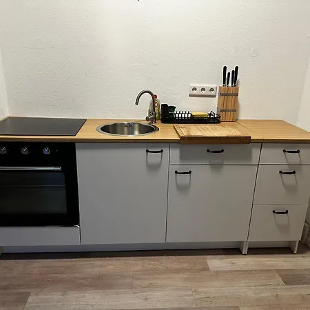 Mit Balkon In Apartment *